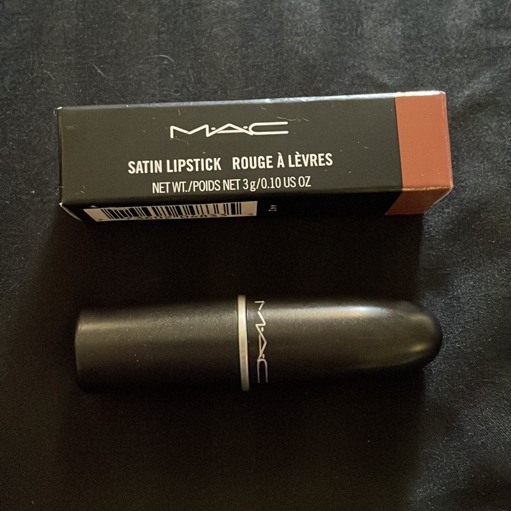 Satin lipstick - cherish - Picture 3 of 7